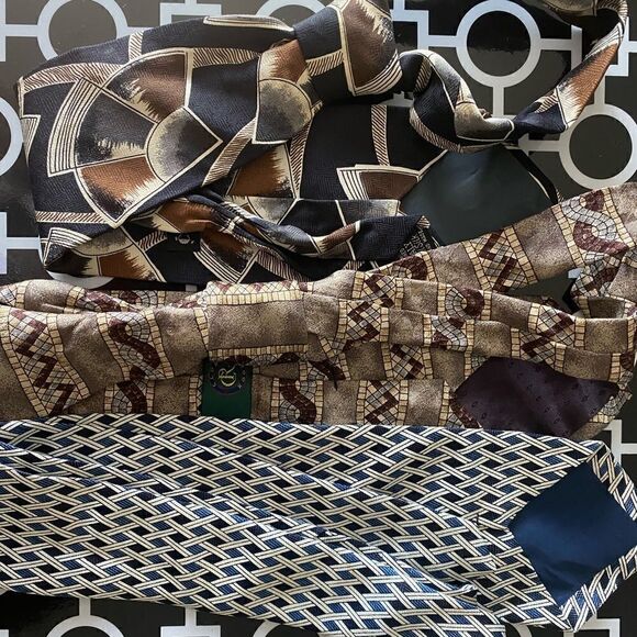 Bundle of 3 Neckties  - Picture 5 of 6